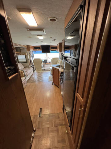 2000 Winnebago Adventurer