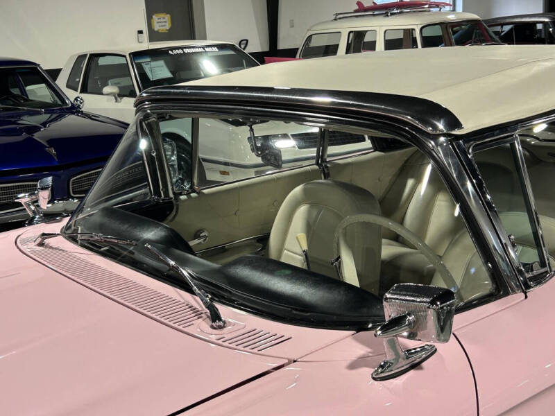 1960 Ford Thunderbird