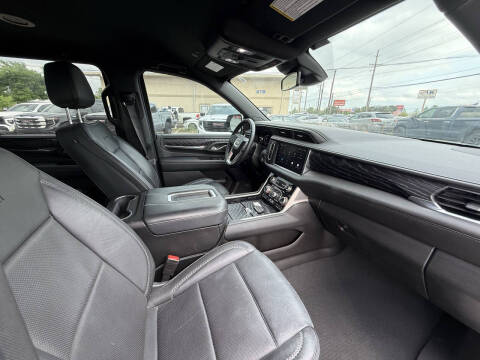 2023 GMC Yukon XL Denali