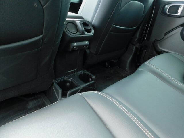 2024 Jeep Gladiator NightHawk