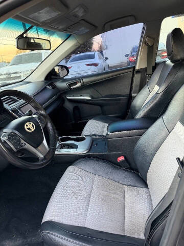 2012 Toyota Camry SE