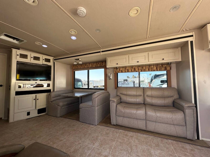 2009 Itasca Latitude 39W