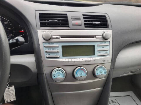 2009 Toyota Camry LE