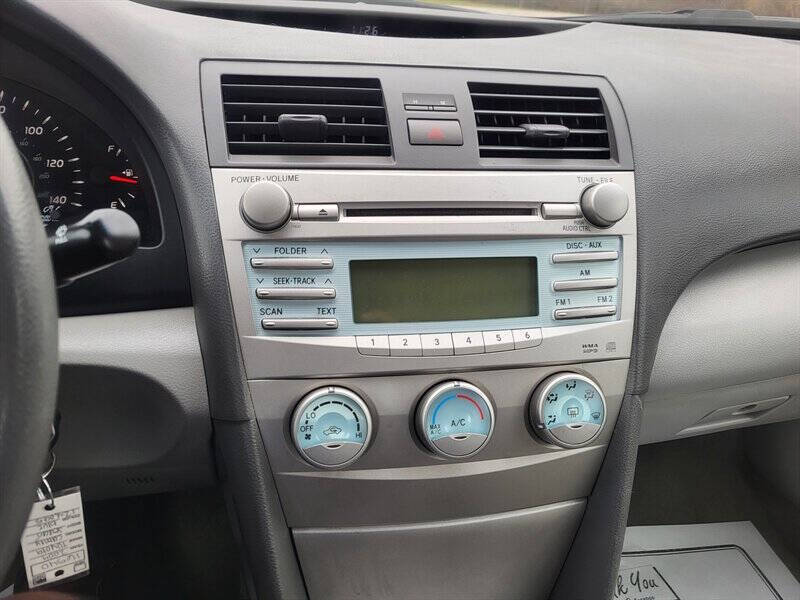 2009 Toyota Camry LE