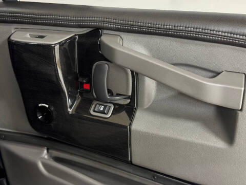 2017 Chevrolet Express 2500