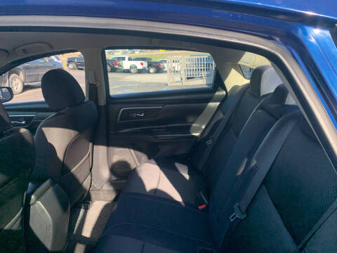 2017 Nissan Altima 2.5 SR