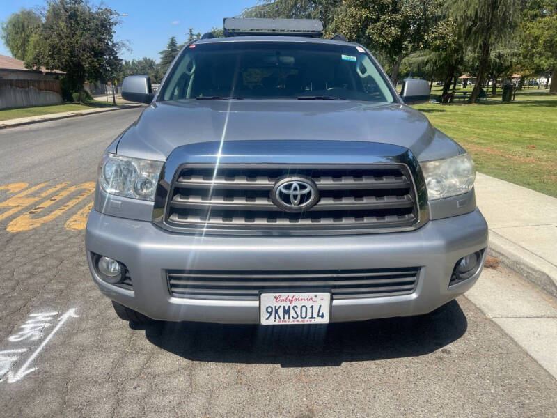 2016 Toyota Sequoia SR5