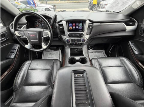 2017 GMC Yukon SLT