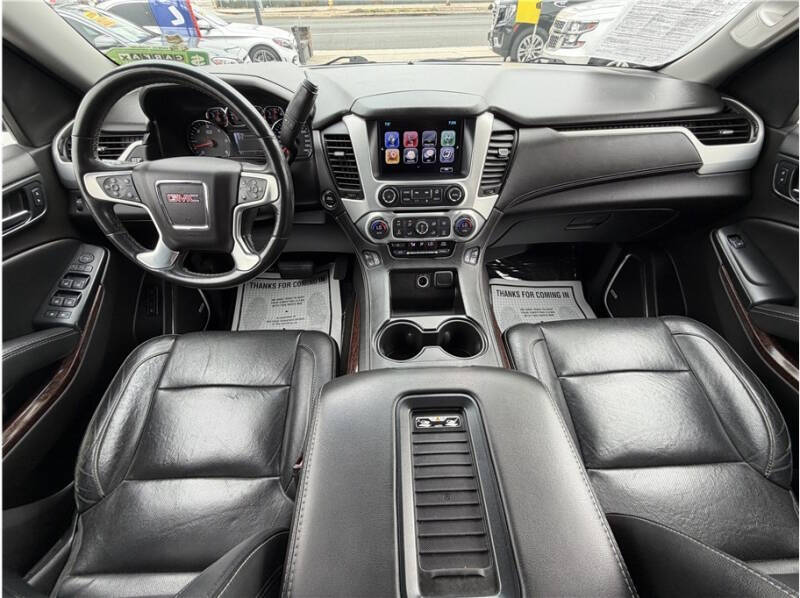 2017 GMC Yukon SLT