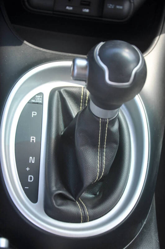 2014 Kia Soul +