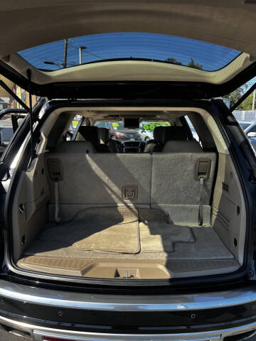 2016 GMC Acadia Denali