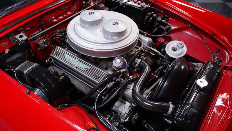 1957 Ford Thunderbird