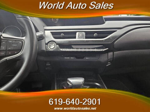 2019 Lexus UX 200 F SPORT