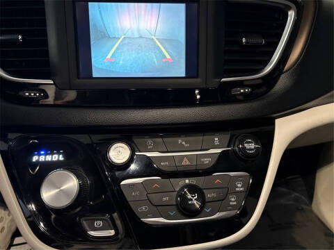 2019 Chrysler Pacifica Touring L