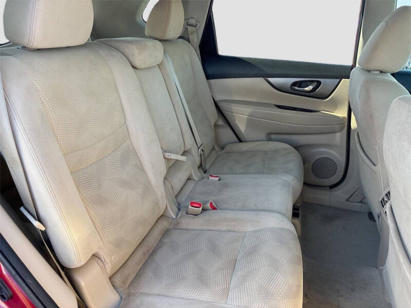 2015 Nissan Rogue SV