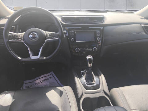 2017 Nissan Rogue SL