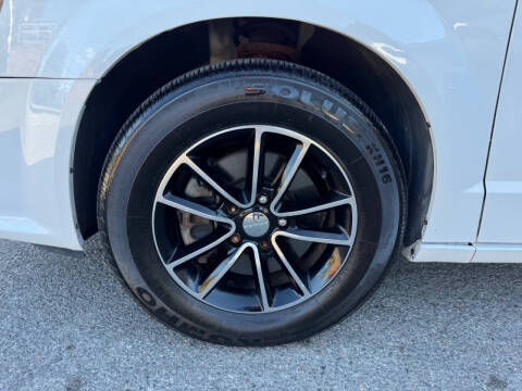 2015 Dodge Grand Caravan SE