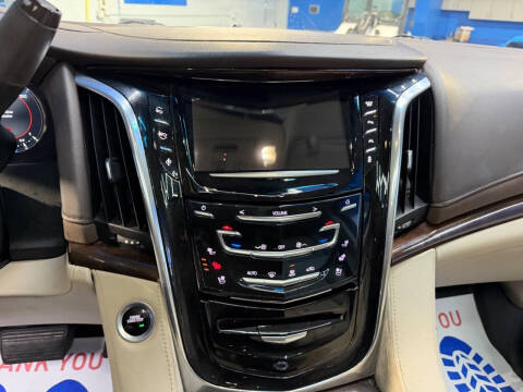 2016 Cadillac Escalade Premium Collection