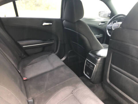 2016 Dodge Charger SE