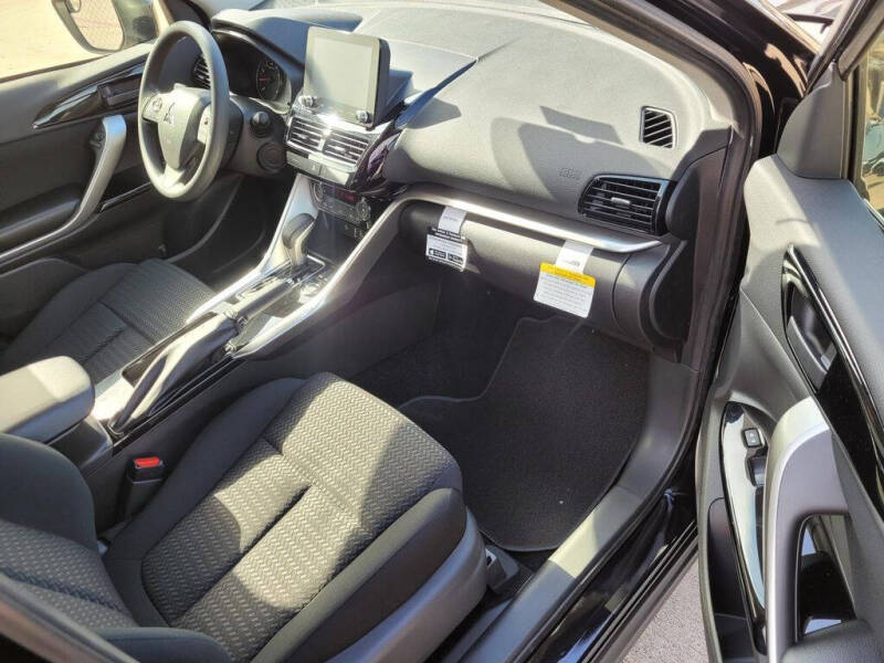 2026 Mitsubishi Eclipse Cross LE