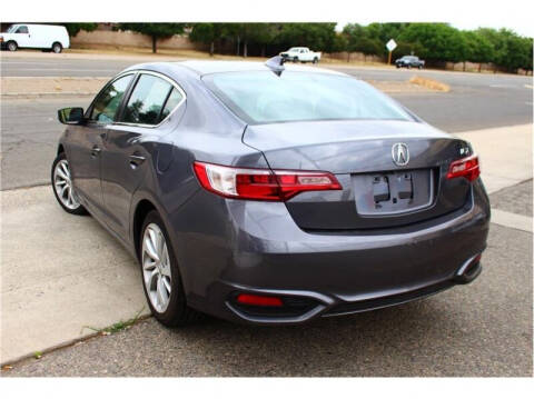 2017 Acura ILX