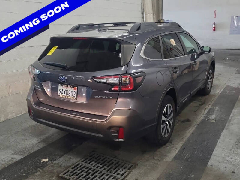 2022 Subaru Outback Premium