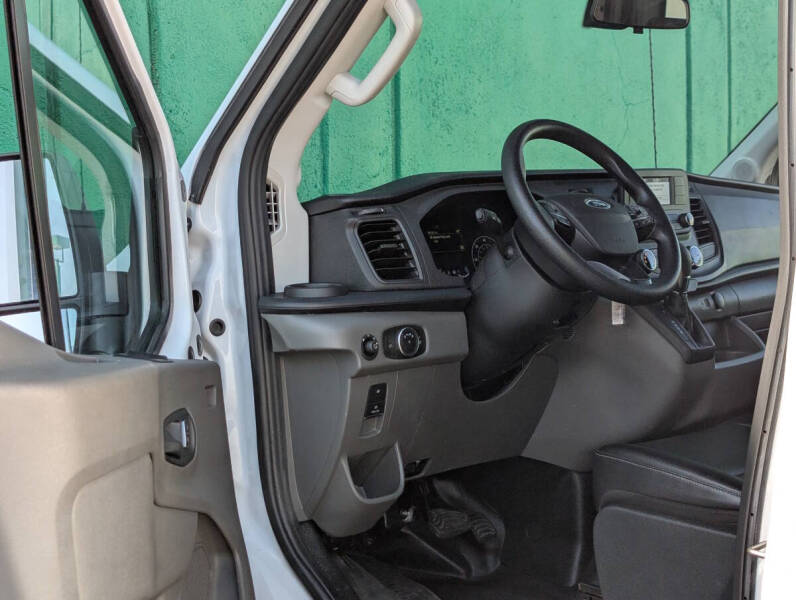 2024 Ford Transit 250