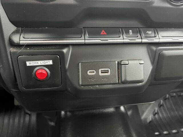 2021 Chevrolet Silverado 3500HD CC