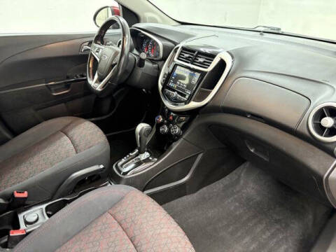 2019 Chevrolet Sonic LT Auto