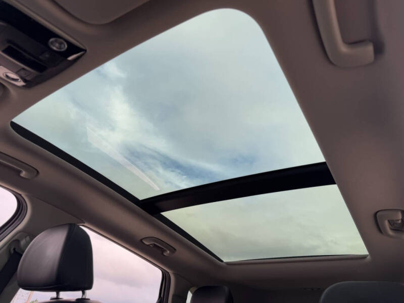 2022 Kia Sorento Plug-In Hybrid SX