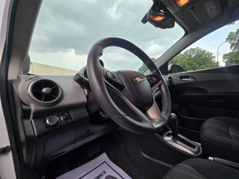 2015 Chevrolet Sonic LT Auto