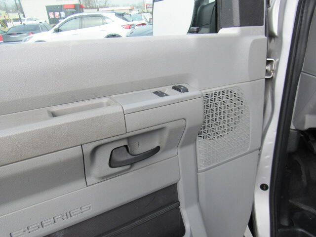 2014 Ford E-Series