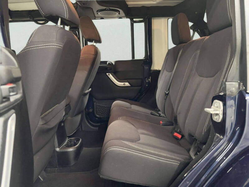 2013 Jeep Wrangler Unlimited Sahara