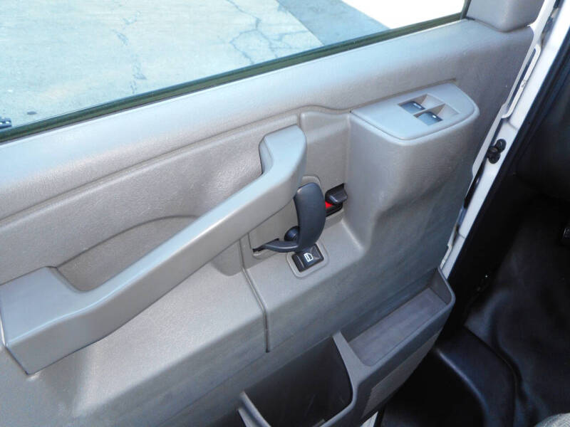 2016 Chevrolet Express 2500