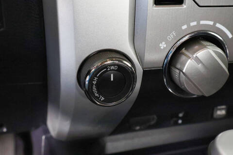 2017 Toyota Tundra SR5