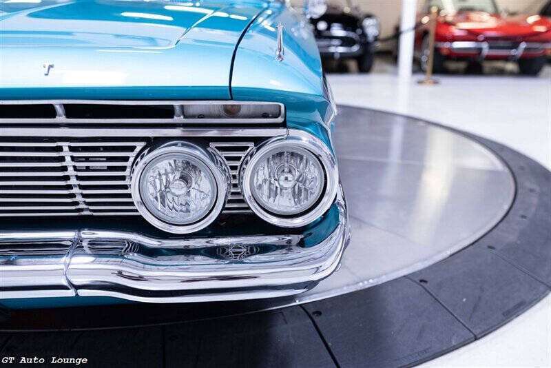 1961 Chevrolet Impala 18