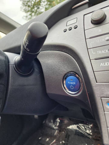 2012 Toyota Prius Two