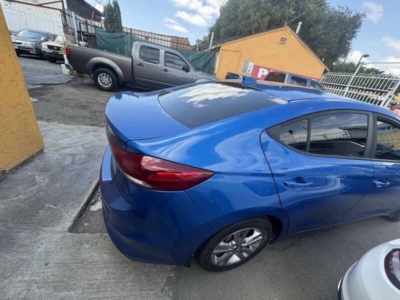 2018 Hyundai Elantra