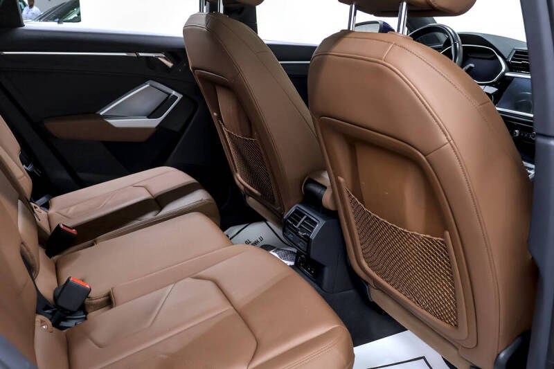 2020 Audi Q3 quattro Premium Plus 45 TFSI