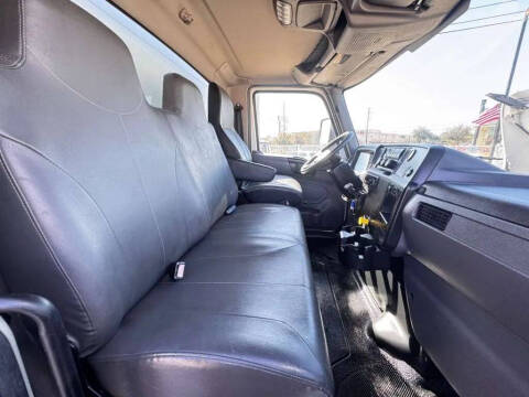 2020 International MV607