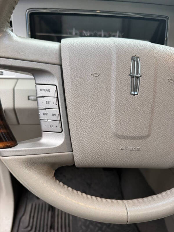 2008 Lincoln Navigator