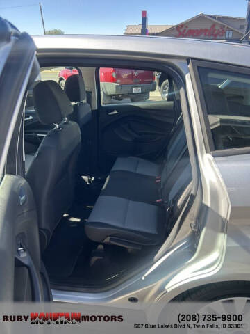 2017 Ford C-MAX Hybrid SE