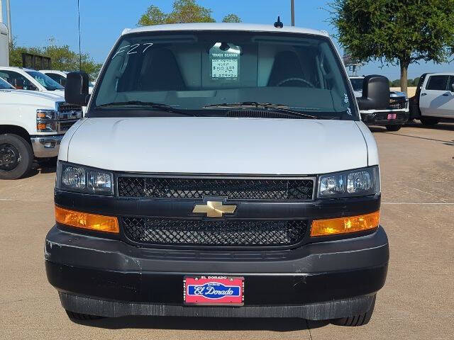 2025 Chevrolet Express 2500