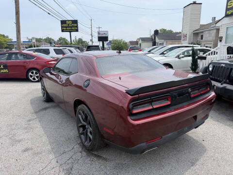 2021 Dodge Challenger SXT
