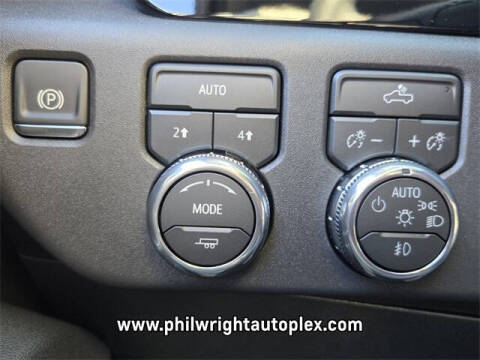 2026 GMC Sierra 1500 Elevation Standard