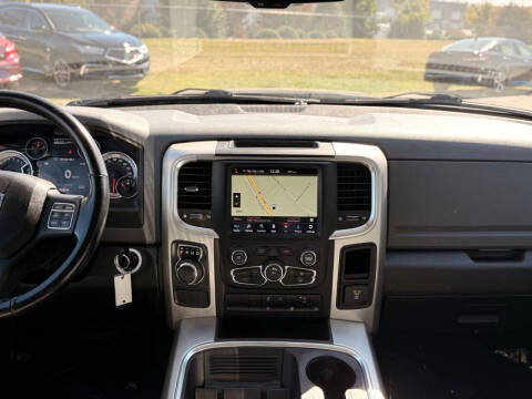 2020 RAM 1500 Classic SLT