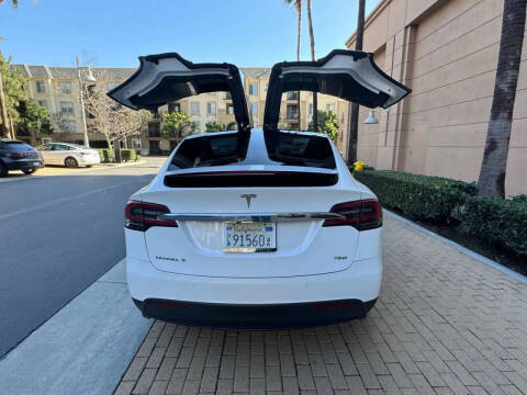 2018 Tesla Model X 75D