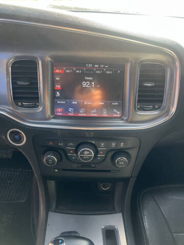 2012 Dodge Charger SXT
