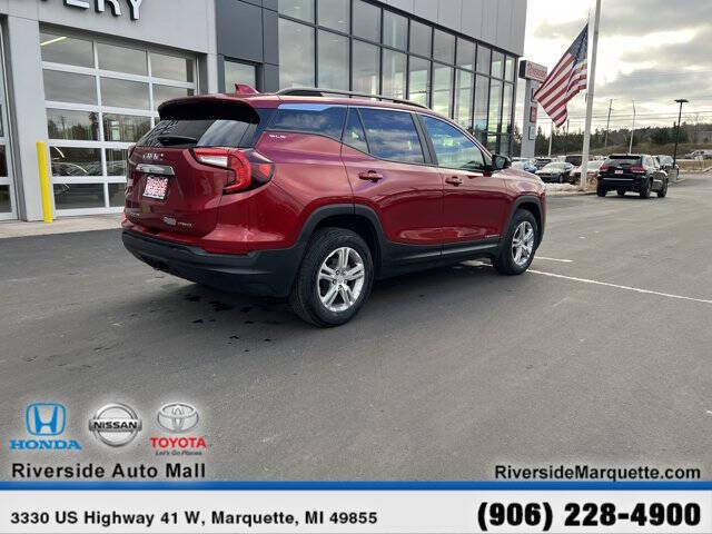 2022 GMC Terrain SLE