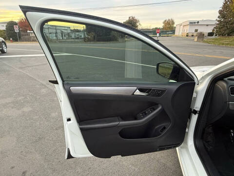 2016 Volkswagen Jetta 1.8T Sport